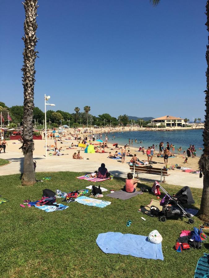 Goeland 3, Climatise, Wifi, Balcons Petite Vue Mer Laterale Au 3 Eme Etage Sans Ascenseur Toulon Exterior photo