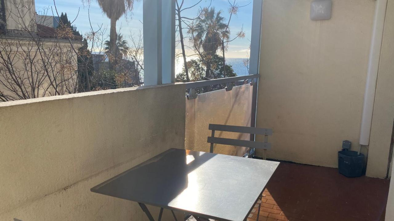 Goeland 3, Climatise, Wifi, Balcons Petite Vue Mer Laterale Au 3 Eme Etage Sans Ascenseur Toulon Exterior photo